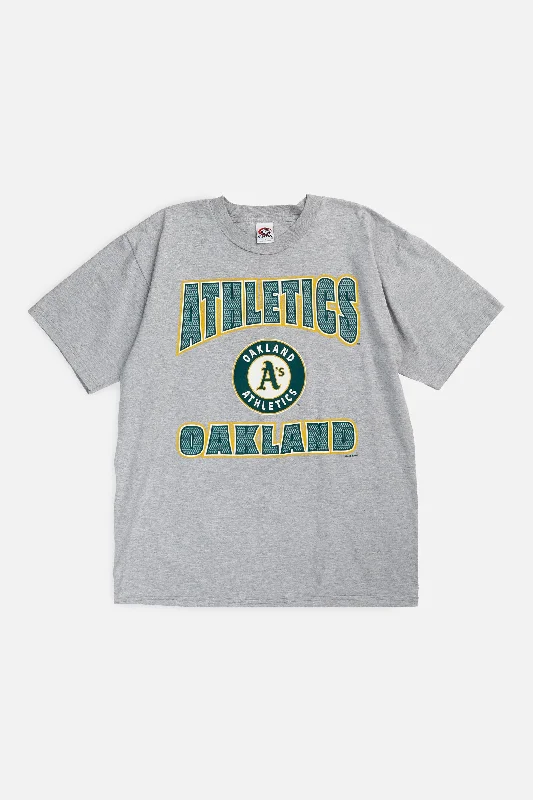 Vintage Oakland Athletics NCAA Tee - L Chenille Blend Fleece Blend Nylon Blend