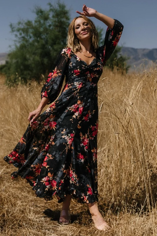 Estefania Maxi Dress | Black Floral Trendy Fit-and-Flare Maxi Dress