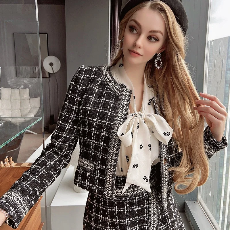 French Small Fragrance Style Pattern Chunhuani Winter Slim Top Half Skirt Two Piece Suit Women silk skirt lustrous